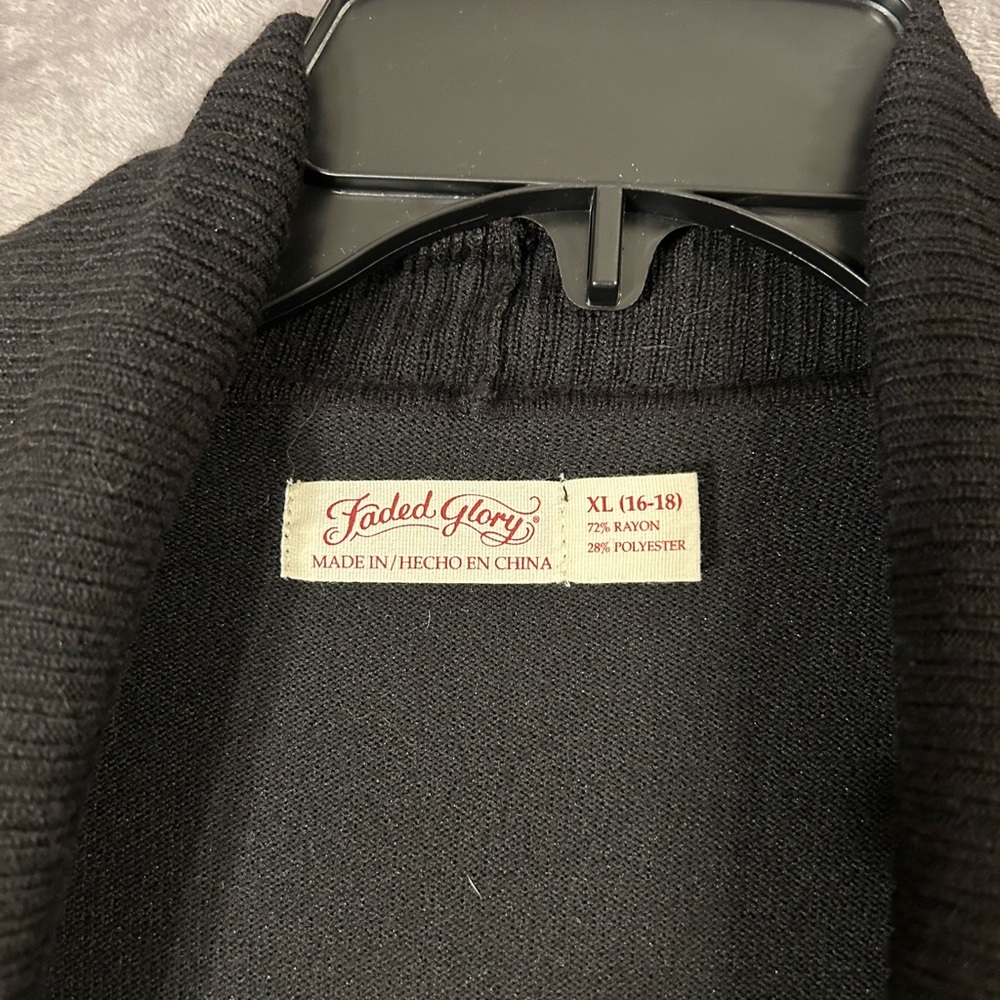 GUC Women’s Black Cardigan size XL 3/4 sleeve - Picture 3 of 3